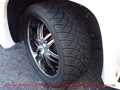 2WD 4dr 1500 SUV NAV CD 3rd Row Seat 4-Wheel Disc Brakes A/C ABS Air Suspension, image 45