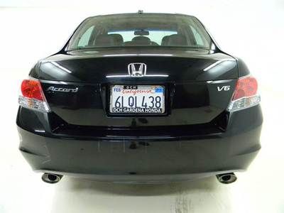 3.5 3.5L CD 4 wheel disc brakes ABS brakes AM/FM radio Air conditioning Compass, image 5