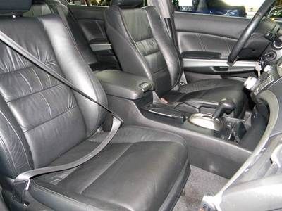 3.5 3.5L CD 4 wheel disc brakes ABS brakes AM/FM radio Air conditioning Compass, image 23