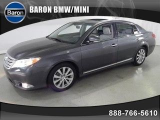 2011 toyota avalon limited / navigation / moonroof / alloys / heated seats