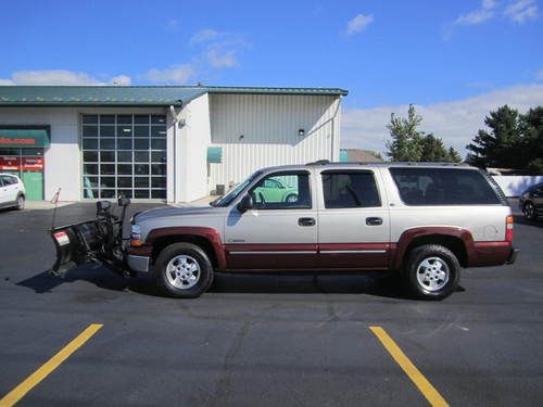 2000 chevrolet suburban k1500 4 wheel drive with western snow plow