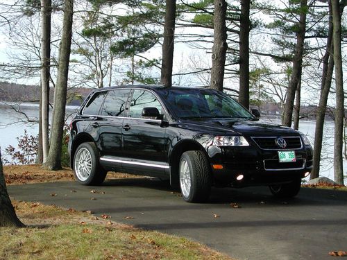 2004 vw tourareg:  125k mi, black, loaded, customized, excellent