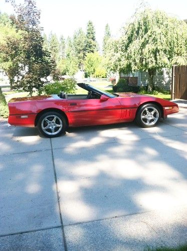 Convertible, color: red, top&amp;interior: saddle, burlwood dash-console-like new