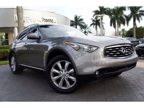 2010 infiniti fx35 rear wheel drive,clean carfax,only 2 owners,florida car!!!