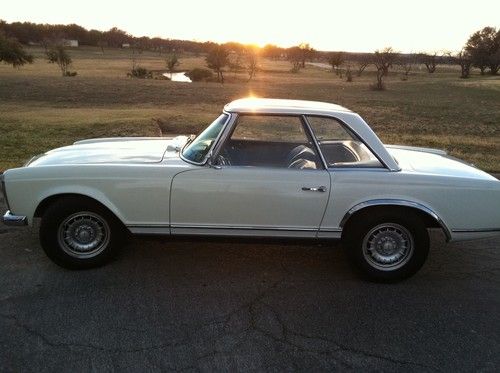 1967 mercedes benz 230sl  classic convertible, automatic,ac,