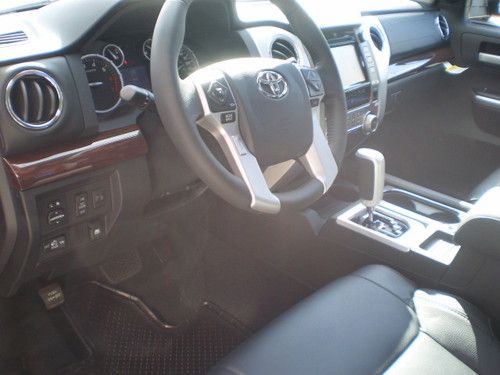 LIMITED TRD OFF ROAD JBL NAV 4X4 SUNSET BRONZE!!!, image 7