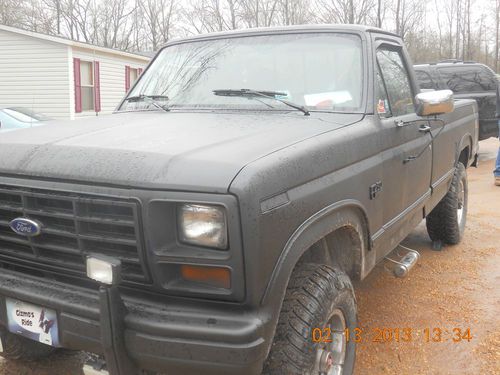 1986 ford f 250 4x4 black in color