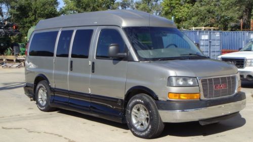 2003 gmc savana explorer limited