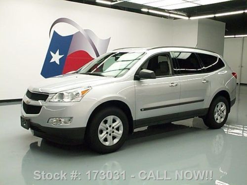 2009 chevy traverse 3.6l v6 8-passenger leather 59k mi texas direct auto