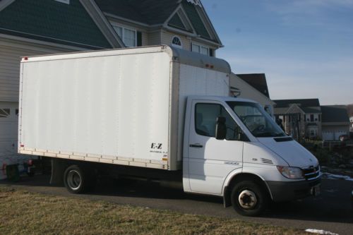 Dodge sprinter 2004 14&#039; box truck no reserve