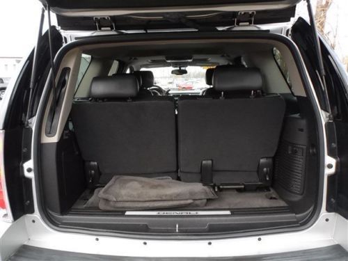 Denali NAVIGATION CD ONE OWNER DVD BACKUP CAMERA AWD Air Suspension POWER HATCH, image 21