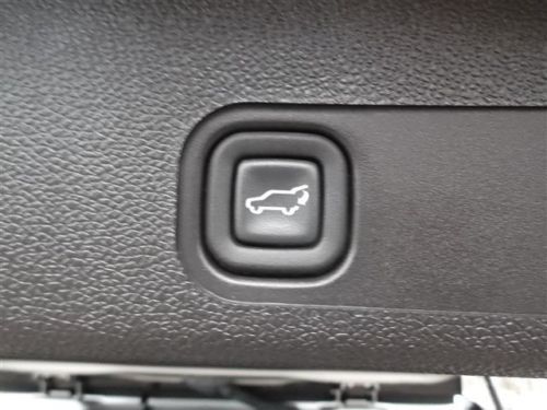 Denali NAVIGATION CD ONE OWNER DVD BACKUP CAMERA AWD Air Suspension POWER HATCH, image 23