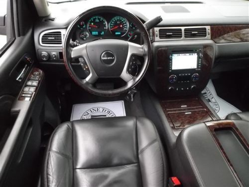 Denali NAVIGATION CD ONE OWNER DVD BACKUP CAMERA AWD Air Suspension POWER HATCH, image 31