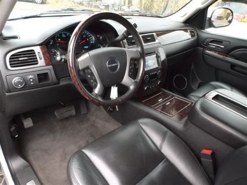 Denali NAVIGATION CD ONE OWNER DVD BACKUP CAMERA AWD Air Suspension POWER HATCH, image 32