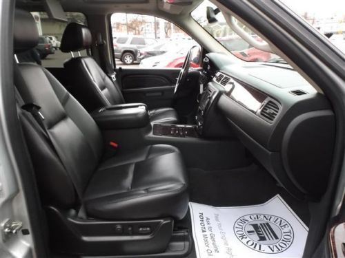 Denali NAVIGATION CD ONE OWNER DVD BACKUP CAMERA AWD Air Suspension POWER HATCH, image 33