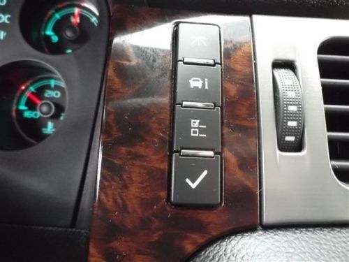 Denali NAVIGATION CD ONE OWNER DVD BACKUP CAMERA AWD Air Suspension POWER HATCH, image 37