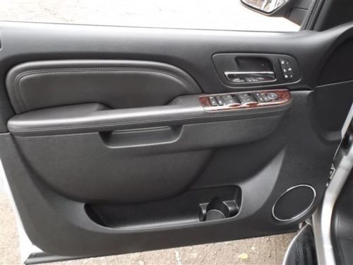 Denali NAVIGATION CD ONE OWNER DVD BACKUP CAMERA AWD Air Suspension POWER HATCH, image 53