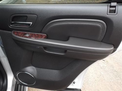 Denali NAVIGATION CD ONE OWNER DVD BACKUP CAMERA AWD Air Suspension POWER HATCH, image 57