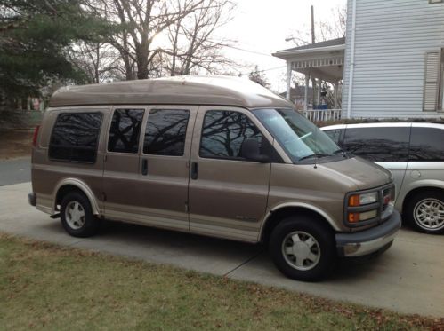 1997 gmc savana 1500 sle standard passenger van 3-door 5.7l