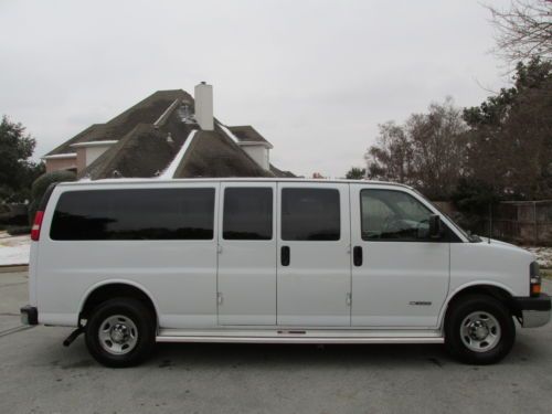 2006 chevy express 15 passenger extended van