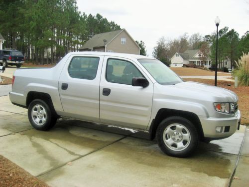 2010 honda ridgeline rt crew cab pickup 4-door 3.5l awd