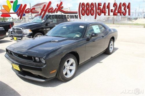 2014 sxt new 3.6l v6 24v automatic rwd coupe