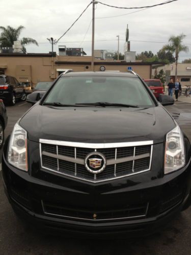 2011 cadillac srx black low miles $28,000 or best offer