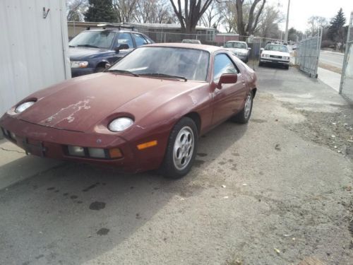 Porsche 928 5 speed manual project car