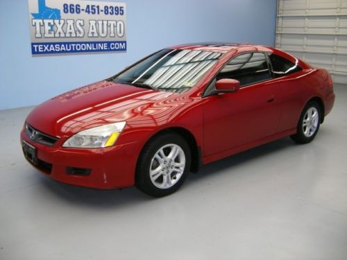 We finance!!!  2007 honda accord ex-l coupe roof heated leather 1 own texas auto