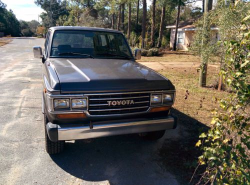 1988 toyota land cruiser base sport utility 4-door 4.0l