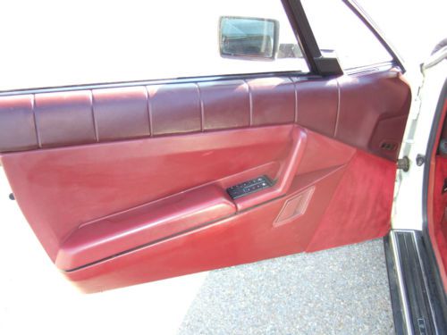 1988 Cadillac Allante White Pearl Convertible Soft and Hard Top w/Red Leather, image 3