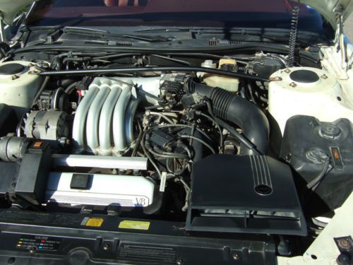 1988 Cadillac Allante White Pearl Convertible Soft and Hard Top w/Red Leather, image 5