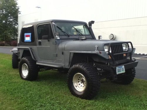 1993 jeep wrangler and off road trailer