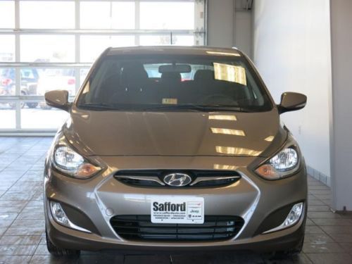 2013 Hyundai Accent HB LOW MILES!!, image 6