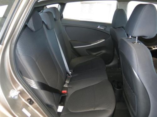 2013 Hyundai Accent HB LOW MILES!!, image 10