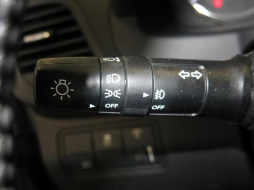 2013 Hyundai Accent HB LOW MILES!!, image 22