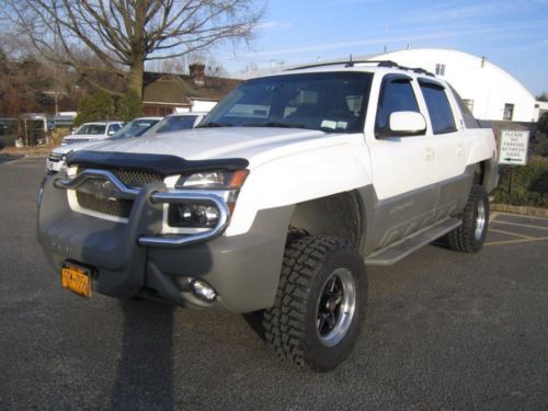 2002 chevy avalanche north face edition