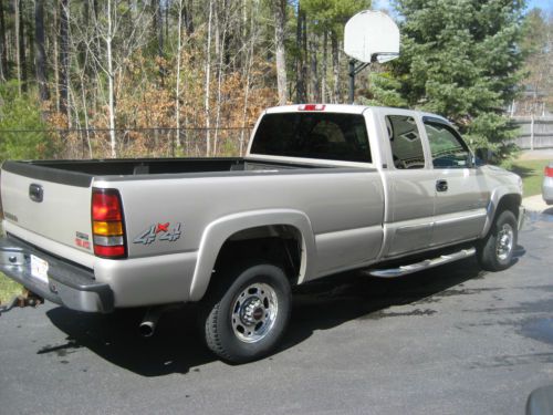 2005 gmc 2500hd ext. cab longbox diesel slt