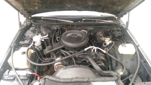 1986 Pontiac Grand Prix Base Coupe 2-Door 5.0L, image 6