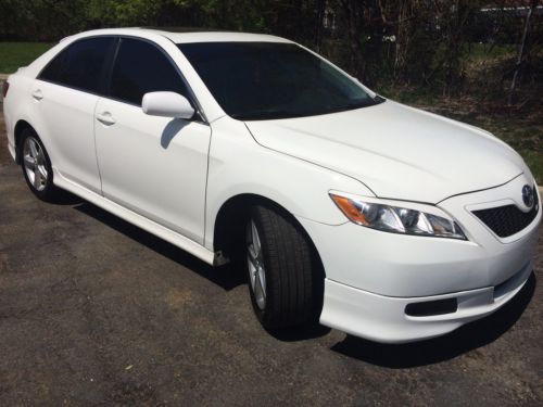 2009 toyota camry se sedan 4-door 2.4l