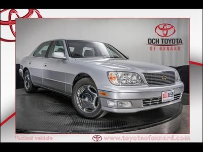 Silver/ gray leather 4.0l side air bags ac vehicle stability assist awesome car