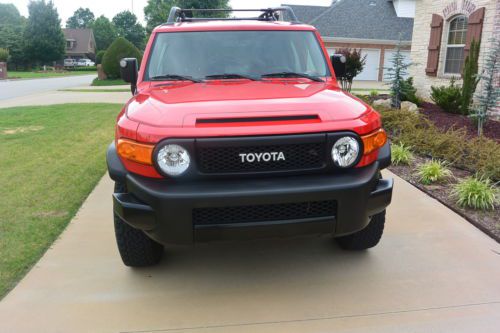 2012 toyota fj cruiser base sport utility 4-door 4.0l