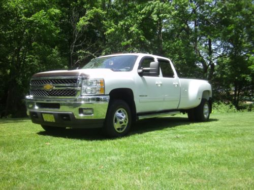 Work white, and tan leather beautiful!!!!