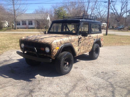 1976 classic ford bronco ranger