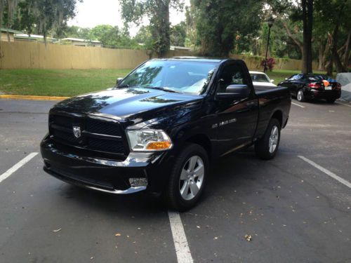 2012 ram 1500 express slt standard cab pickup 2-door 5.7l