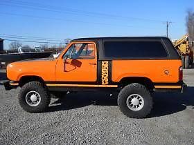 1979 dodge powerwagon convertible hardtop, 440 - bbl, 4 - spd, many new parts!