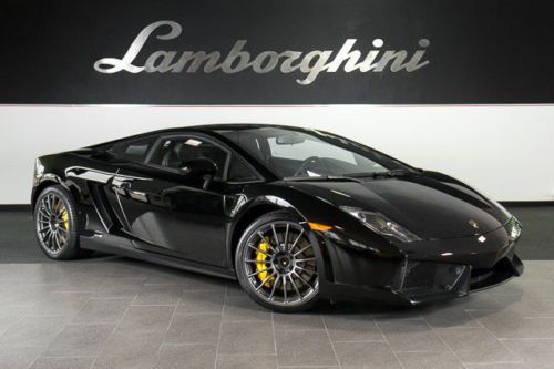 Nav + rr camera + black callistos + yellow calipers + homelink + clear bonnet