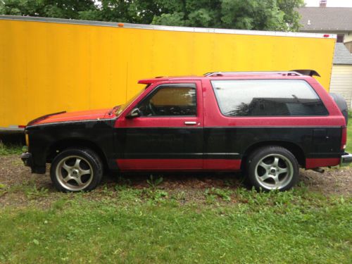 1988 chevrolet s10 blazer base sport utility 2-door 1985 corvette tune port 350