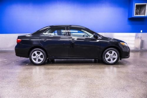 One 1 owner 19k miles 1.8l black sedan