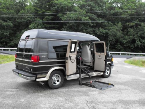 2003 dodge ram 1500 handicap wheelchair van   44,102 orig. mi.